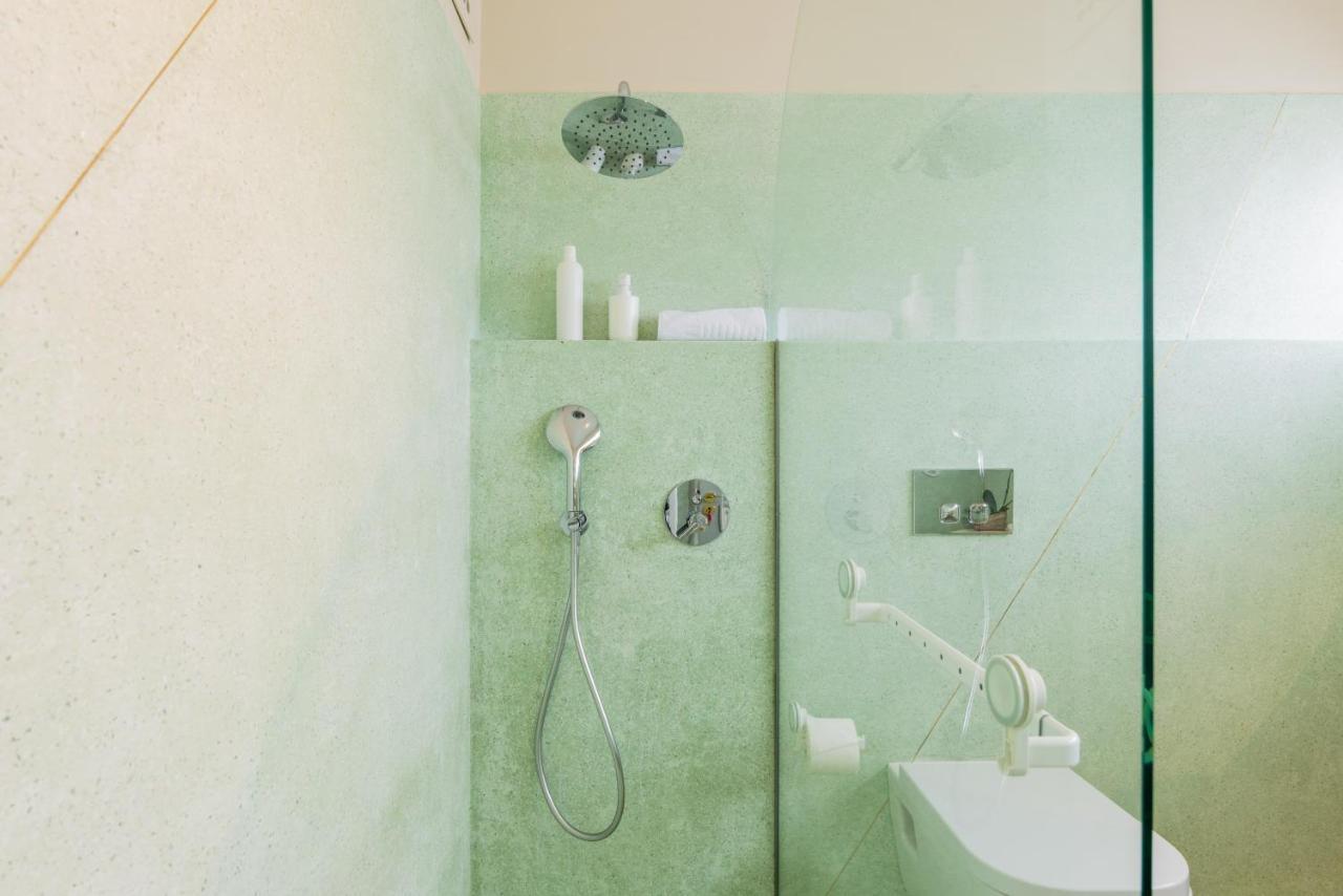 Ferienwohnung Incredible Duplex Penthouse & Terraces & Parking Porto Exterior foto
